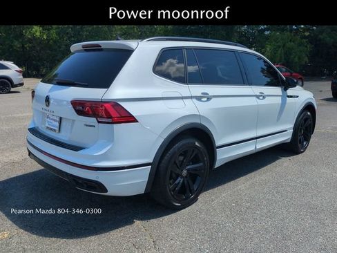 Used 2024 Volkswagen Tiguan SE R-Line AWD/4WD image 4