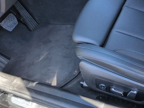 Certified 2024 BMW 330i Sedan w/ Convenience Package image 17