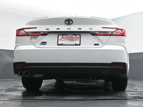 New 2026 Toyota Camry SE image 34