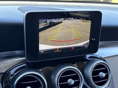 Used 2016 Mercedes-Benz GLC 300 image 17