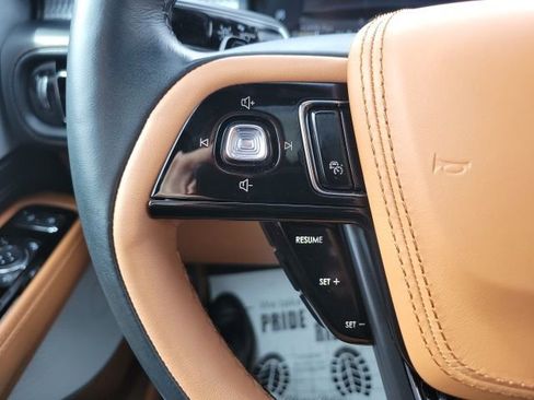 Used 2023 Lincoln Aviator Black Label image 33