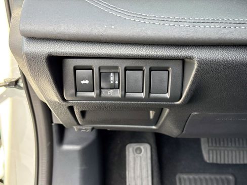 Used 2025 Subaru Legacy Limited w/ Popular Package #3 AWD/4WD image 30