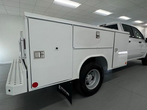 New 2026 GMC Sierra 3500 Pro w/ Convenience Package image 6