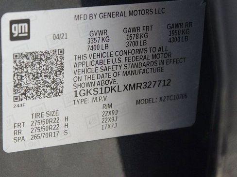 Used 2021 GMC Yukon Denali w/ Denali Premium Package image 25