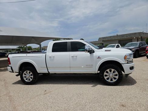 Used 2024 RAM 2500 Limited AWD/4WD image 9