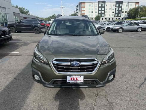 Used 2018 Subaru Outback 2.5i Premium AWD/4WD image 3