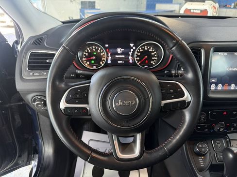 Used 2019 Jeep Compass Trailhawk AWD/4WD image 22