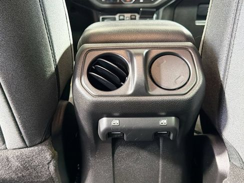 Used 2024 Jeep Wrangler Unlimited w/ Convenience Group AWD/4WD image 25
