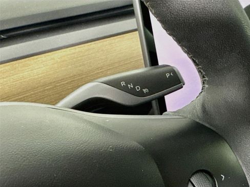 Used 2023 Tesla Model 3 Standard Range RWD image 17