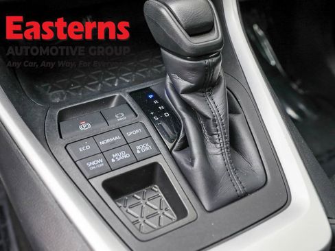 Used 2024 Toyota RAV4 LE image 13