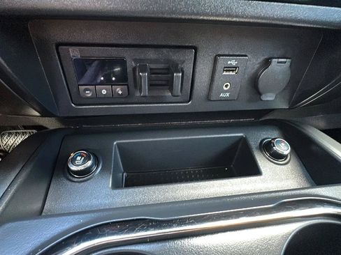 Used 2017 Nissan Titan Platinum Reserve AWD/4WD image 81