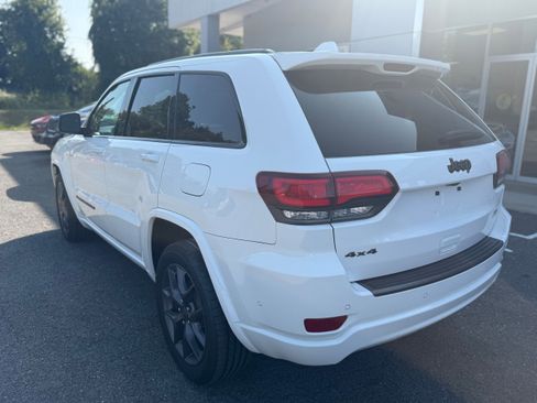 Certified 2021 Jeep Grand Cherokee Limited w/ Quick Order Package 28K 80th AWD/4WD image 9