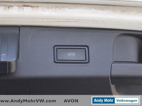 Used 2023 Volkswagen Atlas SE image 14