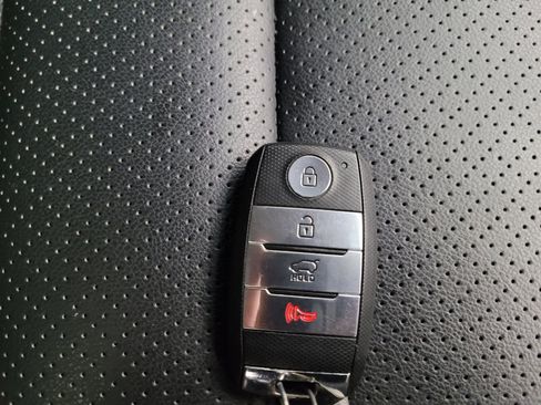 Used 2020 Kia Sorento EX image 32