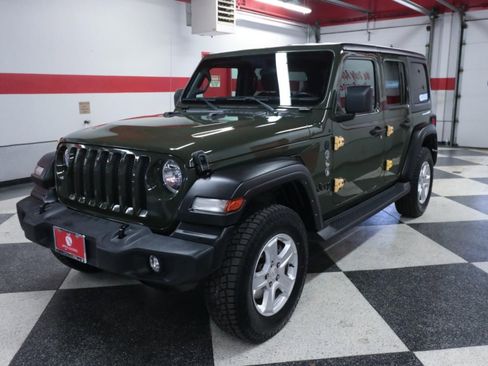 Used 2021 Jeep Wrangler Unlimited Sport image 5