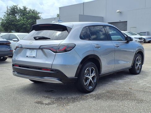 Certified 2024 Honda HR-V EX-L image 8