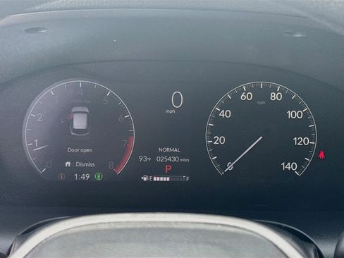 Certified 2025 Honda HR-V LX image 11