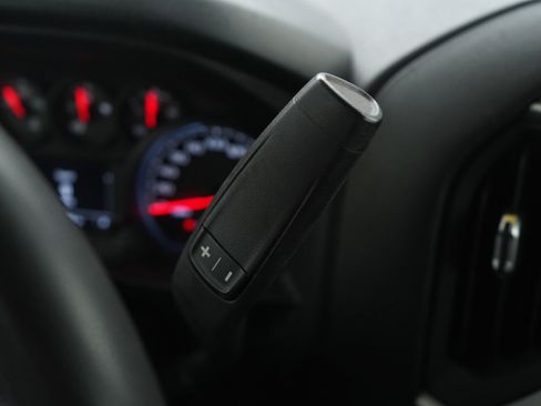 Used 2021 Chevrolet Silverado 1500 Custom image 25