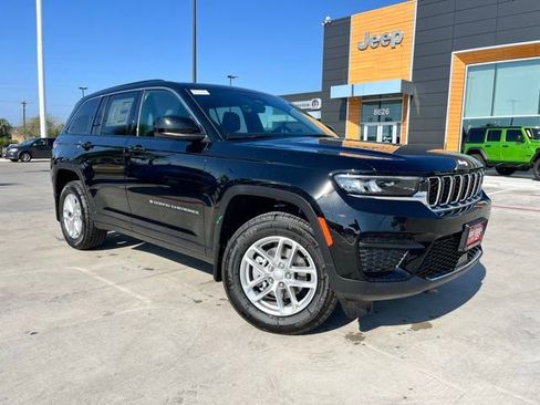 New 2025 Jeep Grand Cherokee Laredo X w/ Luxury Tech Group I image 1