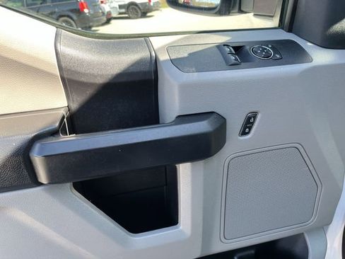 Used 2021 Ford F250 XL w/ Power Equipment Group image 17