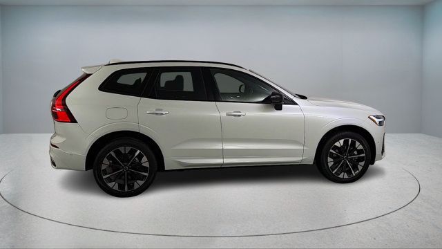 Certified 2026 Volvo XC60 B5 Plus w/ Protection Package Premier AWD/4WD image 8