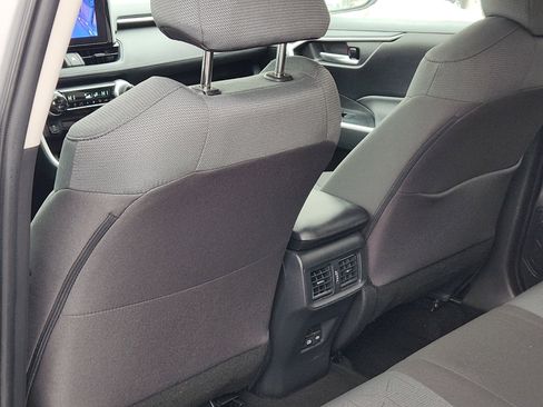 Certified 2025 Toyota RAV4 XLE image 22