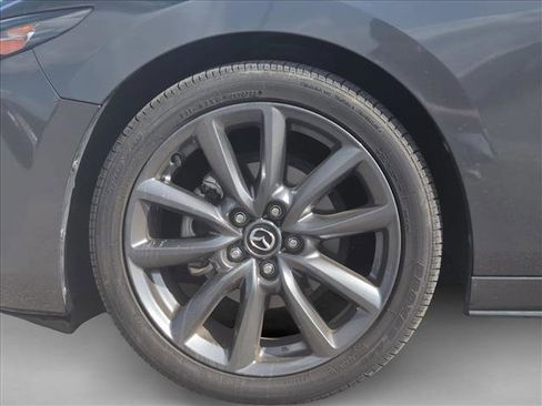 Used 2020 MAZDA MAZDA3 Hatchback image 12