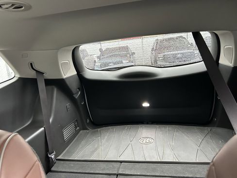 Used 2018 Buick Enclave Avenir w/ Avenir Technology Package image 15