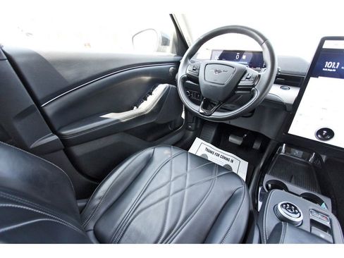 Used 2023 Ford Mustang Mach-E Select image 10