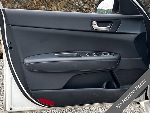 Used 2016 Kia Optima LX FWD image 18