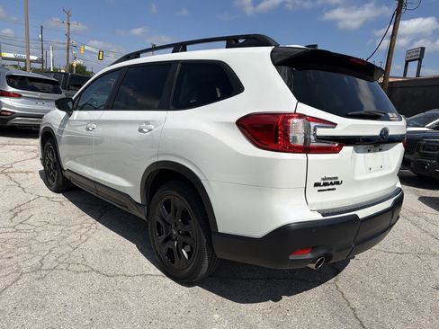 Used 2025 Subaru Ascent Bronze Edition AWD/4WD image 5