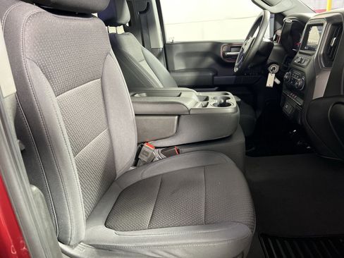 Used 2019 Chevrolet Silverado 1500 Custom w/ Custom Convenience Package AWD/4WD image 27
