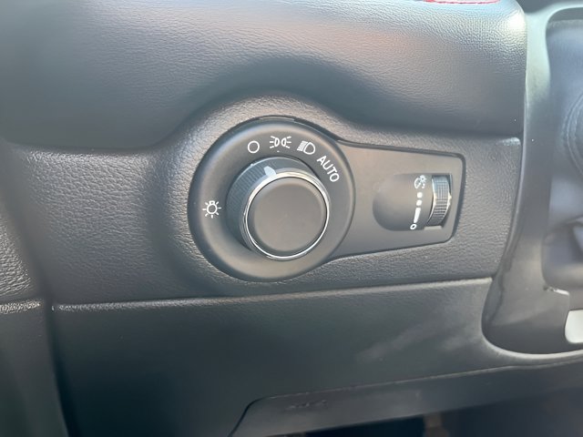 Used 2024 Dodge Durango GT AWD/4WD image 14