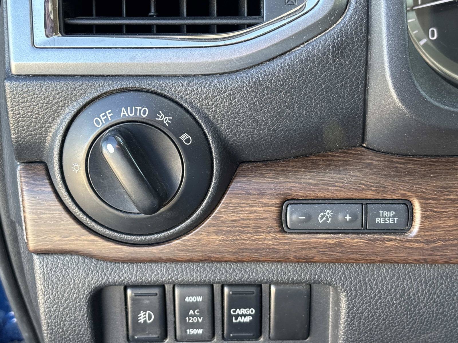Used 2019 Nissan Titan Platinum Reserve w/ Platinum Utility Package AWD/4WD image 19