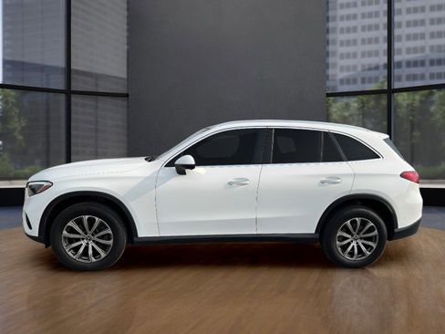 Used 2024 Mercedes-Benz GLC 300 image 13