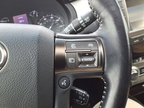 Used 2016 Lexus GX 460 w/ Premium Package AWD/4WD image 18