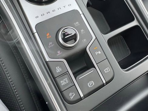 New 2026 Kia Sorento EX AWD/4WD image 32