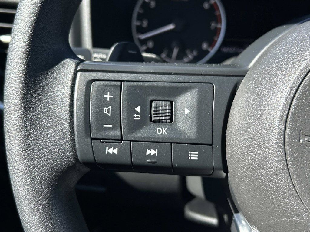 Certified 2023 Nissan Rogue S AWD/4WD image 20