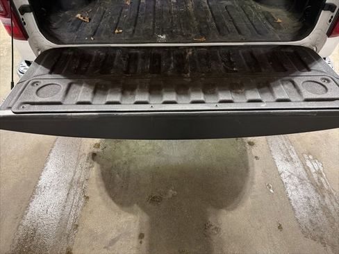 Used 2023 RAM 1500 Laramie image 11