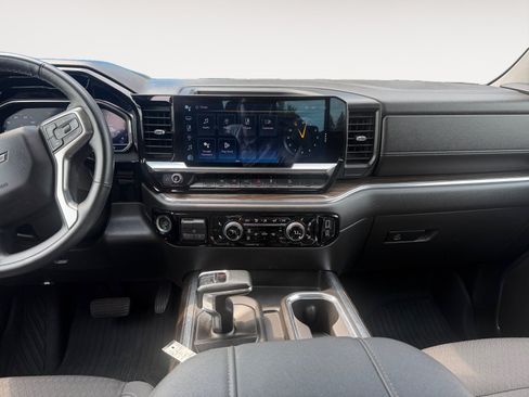 Used 2023 Chevrolet Silverado 1500 RST AWD/4WD image 11