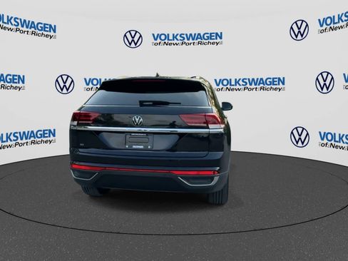 Used 2023 Volkswagen Atlas Cross Sport SE FWD image 7