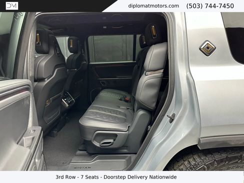 Used 2023 Rivian R1S Adventure image 23