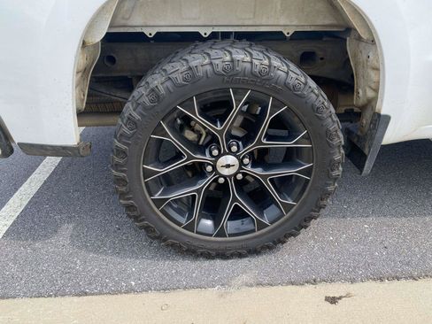 Used 2019 Chevrolet Silverado 1500 RST w/ All-Star Edition AWD/4WD image 9
