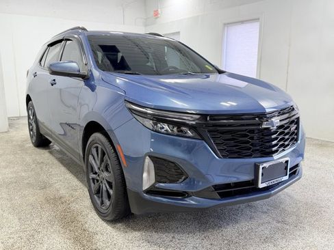 Used 2024 Chevrolet Equinox RS w/ LPO, Floor Liner Package FWD image 1
