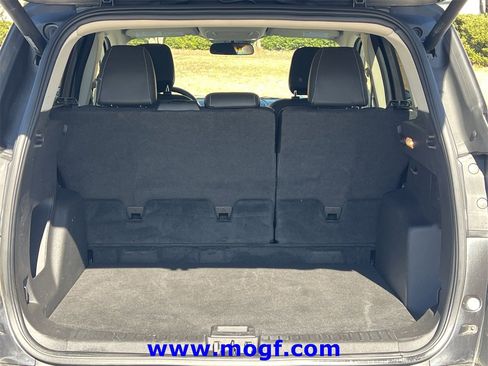 Used 2019 Ford Escape SEL image 23