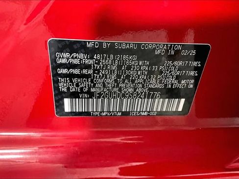 Used 2025 Subaru Crosstrek 2.5i Premium AWD/4WD image 16