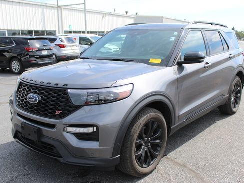 Used 2021 Ford Explorer ST w/ Equipment Group 401A AWD/4WD image 2