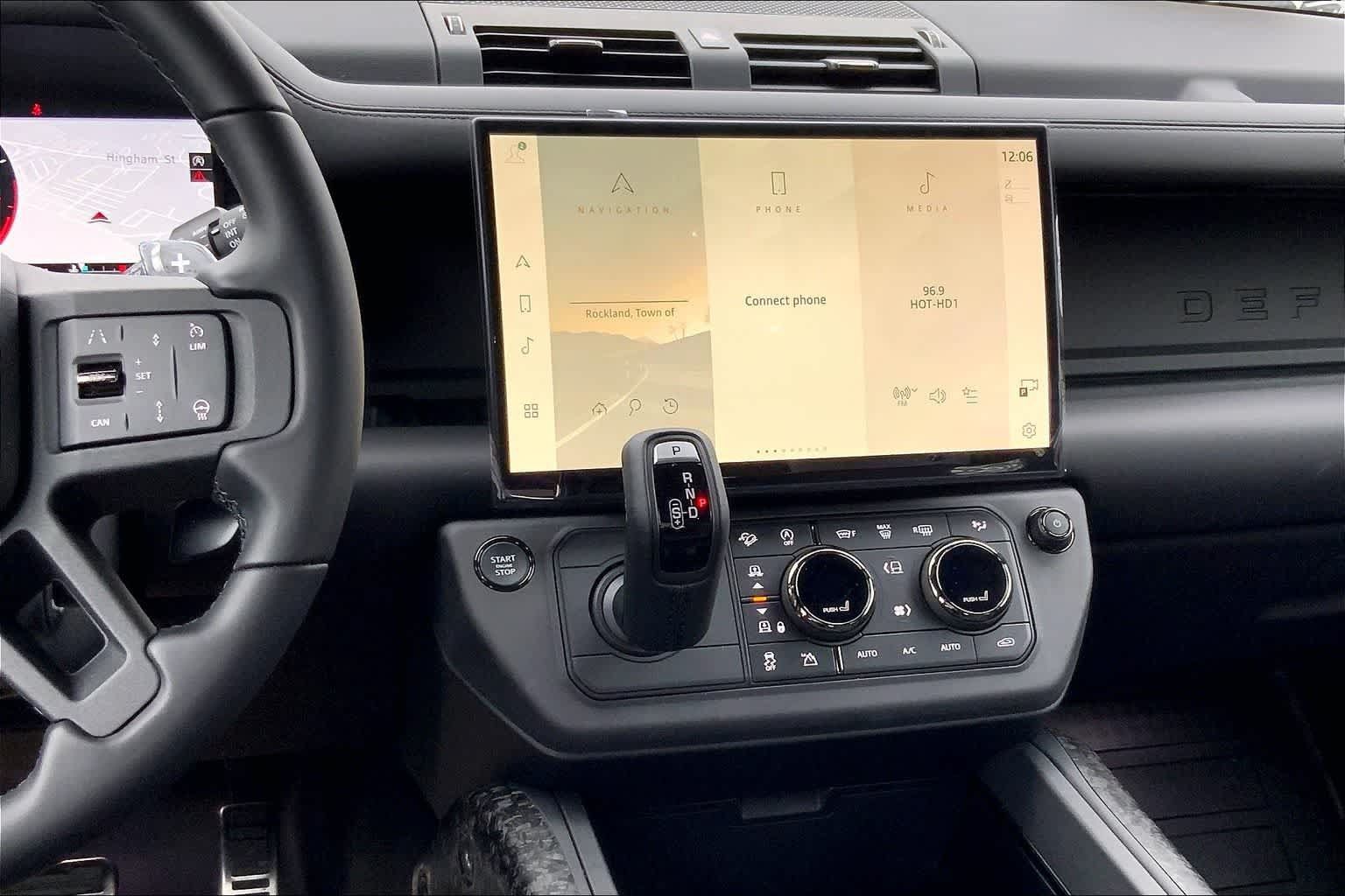 New 2026 Land Rover Defender 110 OCTA AWD/4WD image 7