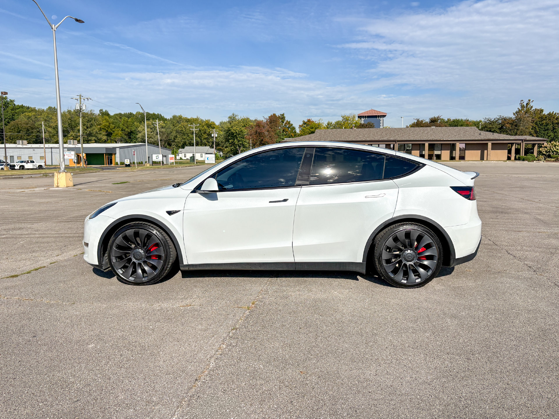 Used 2022 Tesla Model Y Performance AWD/4WD image 5
