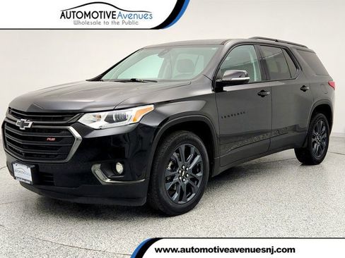 Used 2021 Chevrolet Traverse RS w/ LPO, Floor Liner Package image 1